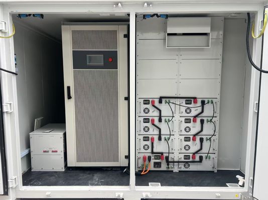 Sistema de armazenamento de energia de bateria BESS com capacidade variável dependendo do modelo Alimentado por tecnologia de bateria de iões de lítio