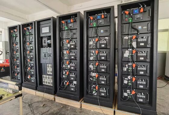 Duração do ciclo 8000 ciclos Sistema industrial e comercial de armazenamento de energia